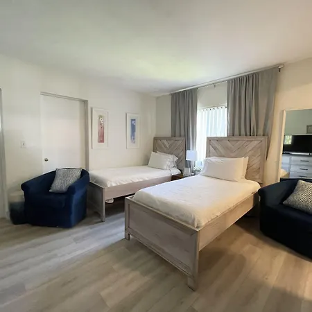 Tropic Isle Beach Resort-3